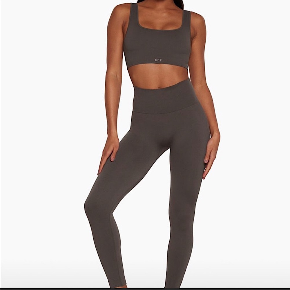 SET active leggings & top set